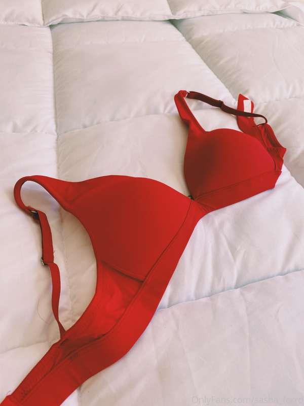 How bad would you like to see a video of me in this lingerie..