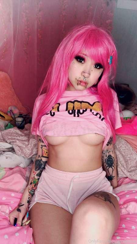 are you gonna pull my top off for me? 🤭