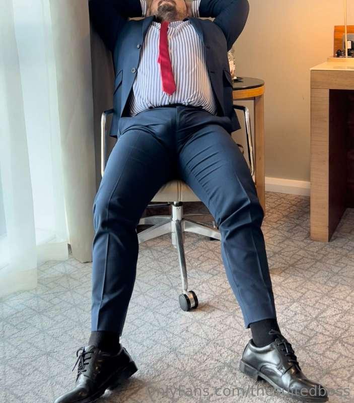 thesuitedboss image #1