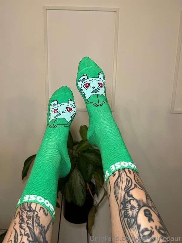 für meine 🦶🏻 🧦 Liebhaber hab ich meine neuen Pokémon Socken ..