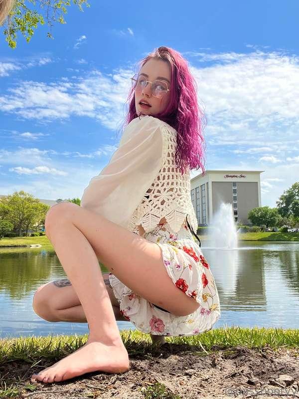 Back on American soil 💖 Driving back to My house today & cat..