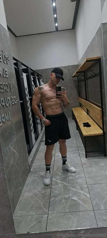 adonisfit07 image #0