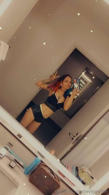 😈Little Black Outfit Is Always A Must 