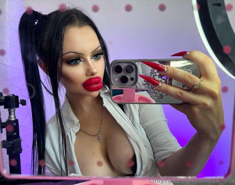 Imagine me and tell me your biggest secret 🤫🫦