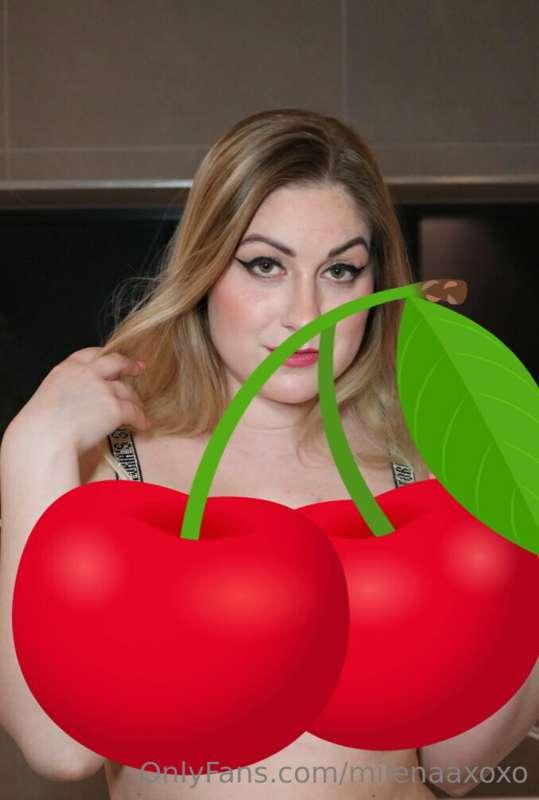 Did you See the Close-up of my BIG, JUICY B00BS in my SLUTTY..