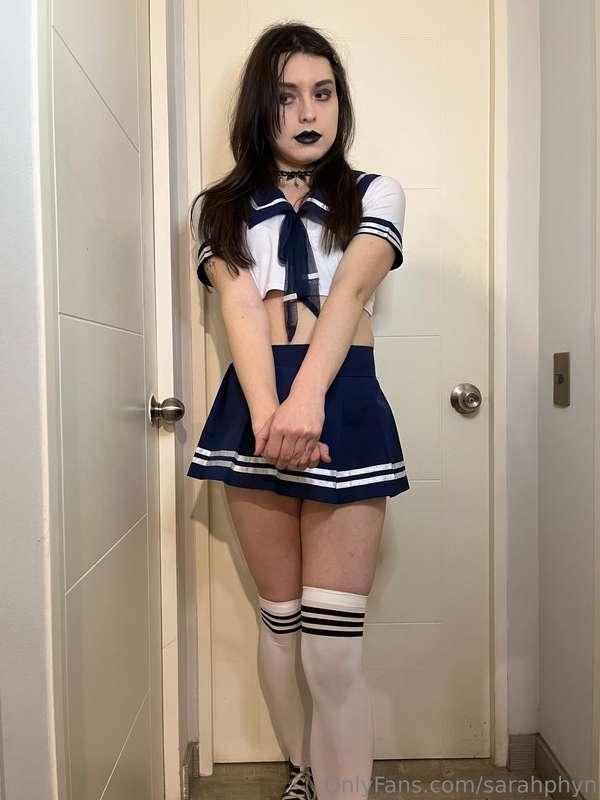 # 💗 Only a shy girl u///u 💗 # Hi <3, at first i feel embarra..