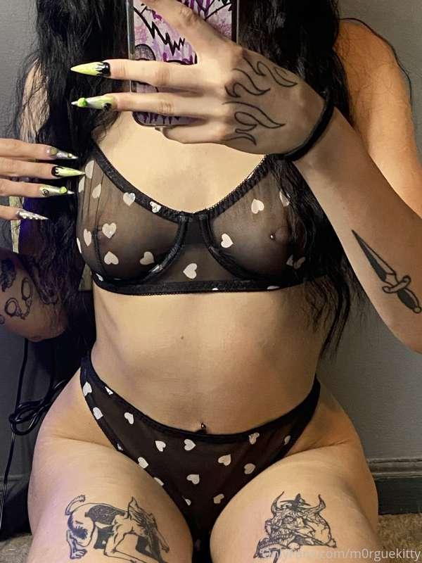 see me spread it in the last pic 😉🤍🤍