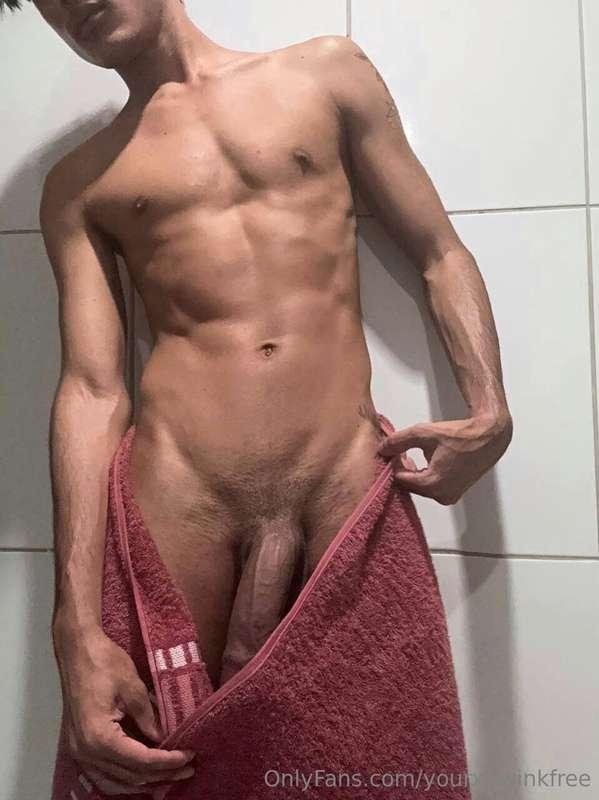 Do you wanna taste my big twink cock? 😏🫦