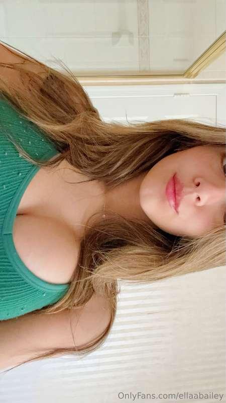 ellaabailey image #0
