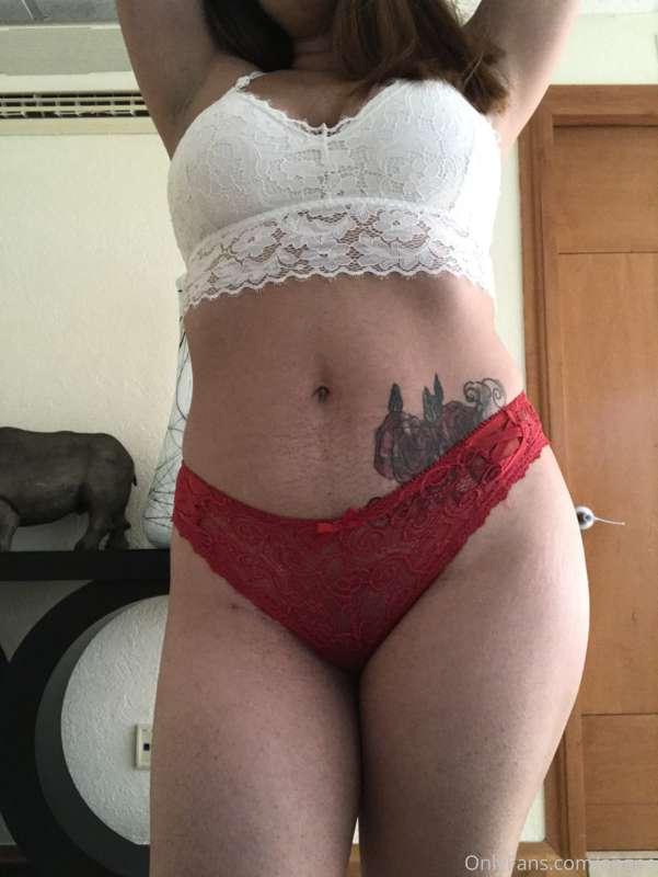 ¿Saben que me pueden pedir fotos especiales por privado?