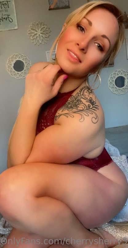 Would you call me your naughty princess 😈👑