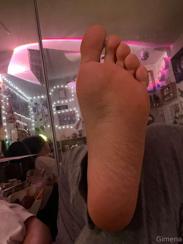 Suck on it daddy 👅