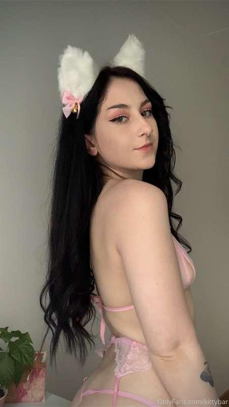 🐱🔥💦

P.s. on my @kittybarr page you may see this and more ex..