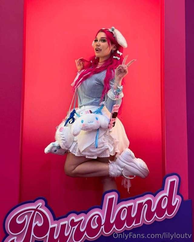 Just another magical day in Puroland ✨