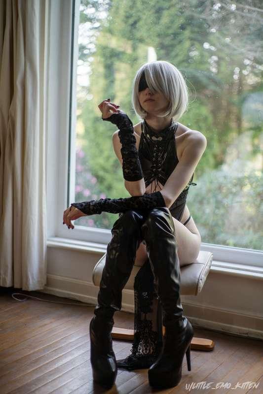 little_emo_kitten image #2