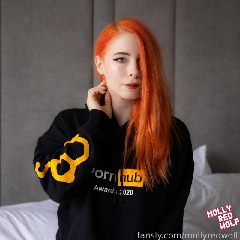 mollyredwolf image #9