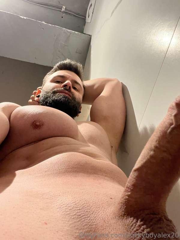 I need this sucked,licked and drained 😈🍆💦