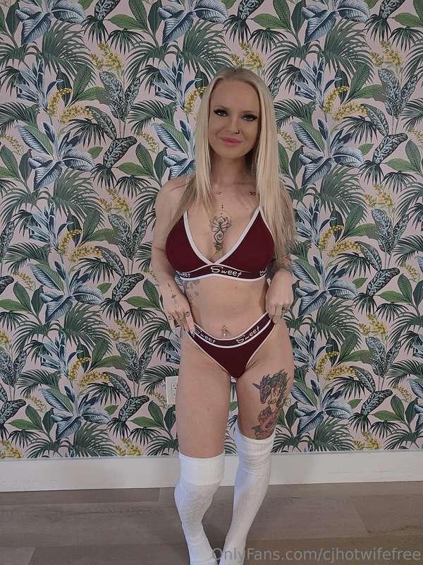 Want to Chat with me ALL day?!Cum and have fun with me 💦  Ch..