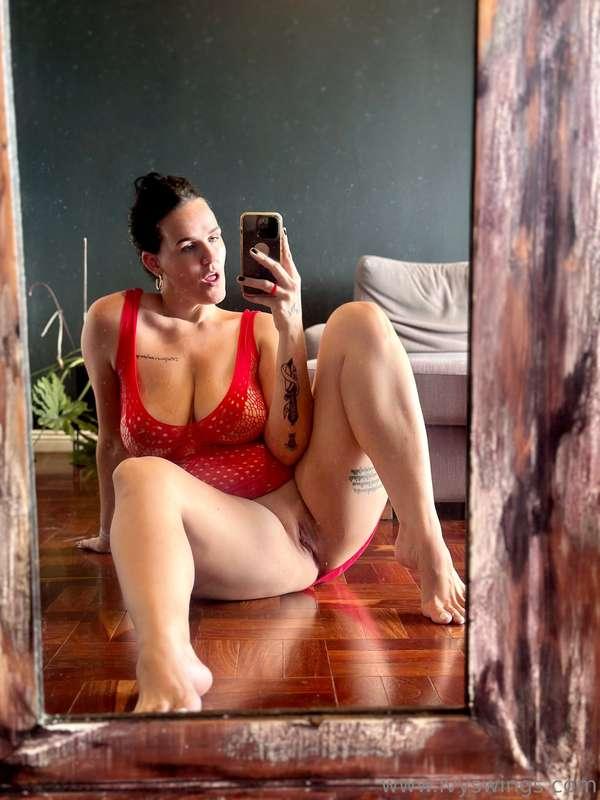 ivy_swings_vip image #3