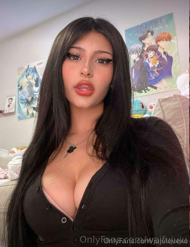my eyes are up here btw ;)