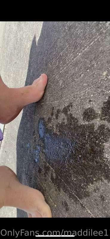 Whoops 😏 I squirted all over the ground 🤫🤫