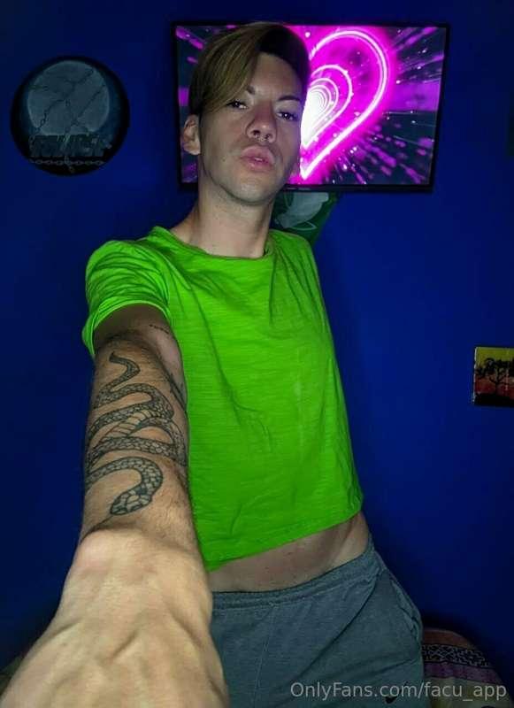 # HI BABE 💗

I'M @visagez and I am an Argentine twink who is..