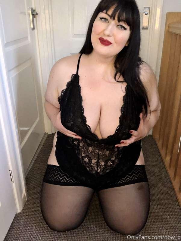 Excuse the bruises 😈
Another little try on session 💋