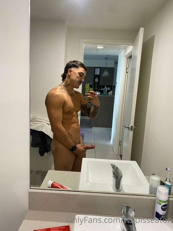 whoisseaton main image