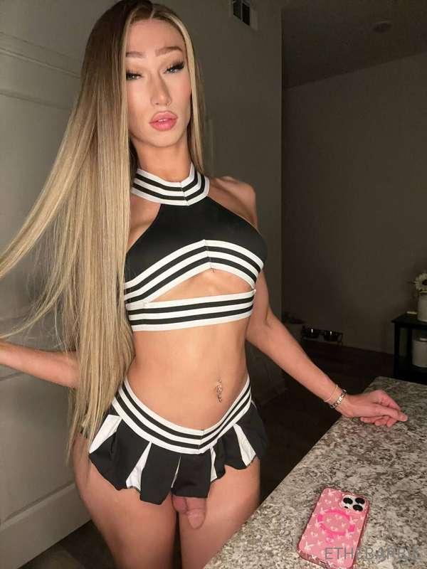 How do u like my outfit? 👀