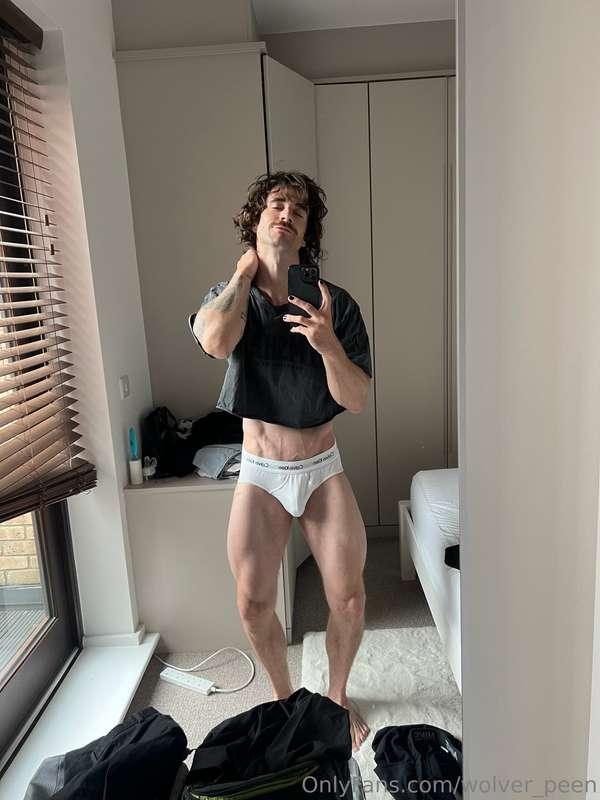 Feels like today’s gonna be a hot one 🔥 are you with me?