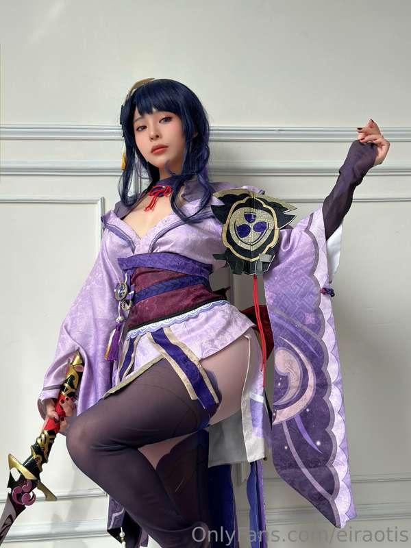 Raiden Shogun is finally here. A sexy, horny n lewd cosplay ..