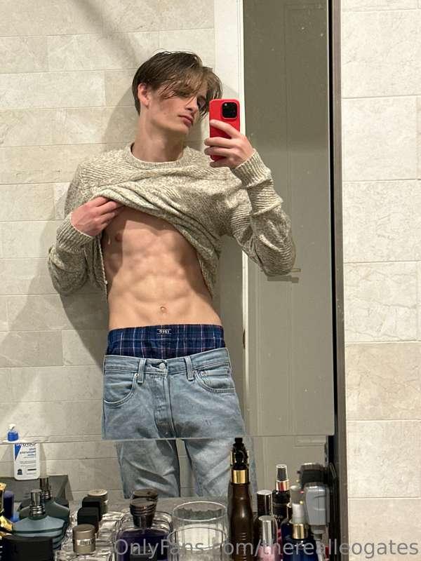 Hey guys, 

Is there something you WANT to see ME do? Send m..