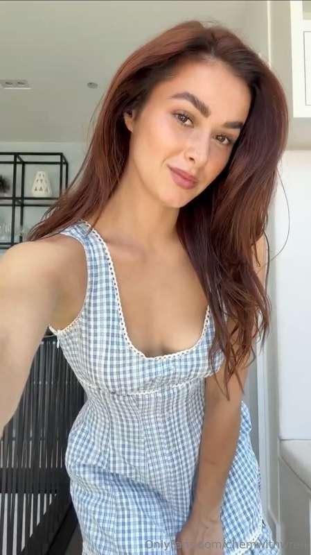 Who will I see on my live tonight? 🥰