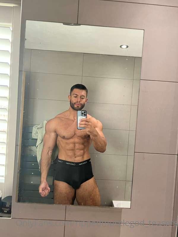 It’s my birthday today 🥳 Come and join my VIP page for $3 to..
