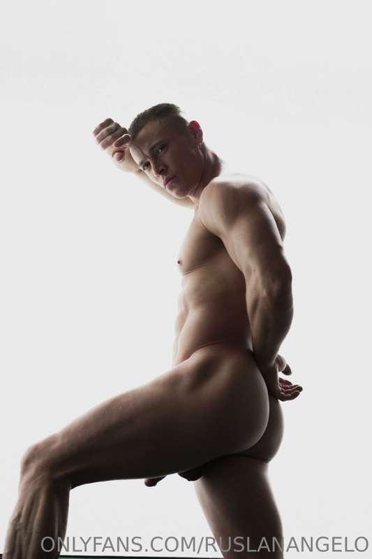 By @latinos.co