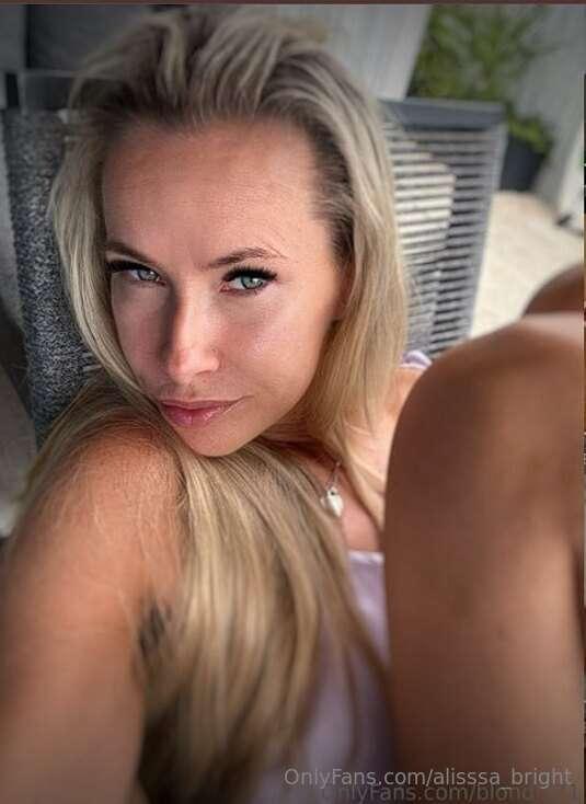 FREE SUBSCRIPTION 💋💋FREE SUBSCRIPTION 💋💋 😋😉   🥰🥰 shes @blond..