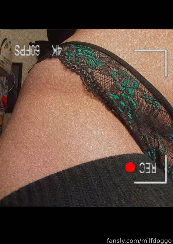 Being a tease is fun 💋