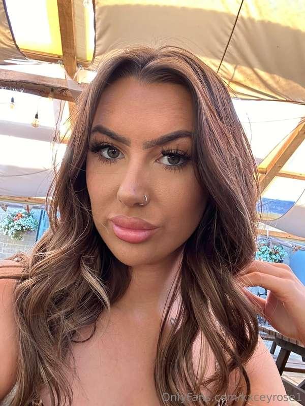 can i be your date? 😉https://onlyfans.com/kxceyrose/c15❤️