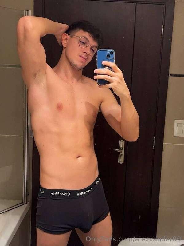 🆓 : @AndyHolden23 ❤️‍🔥💎 VIP: @AndyVip23 😈