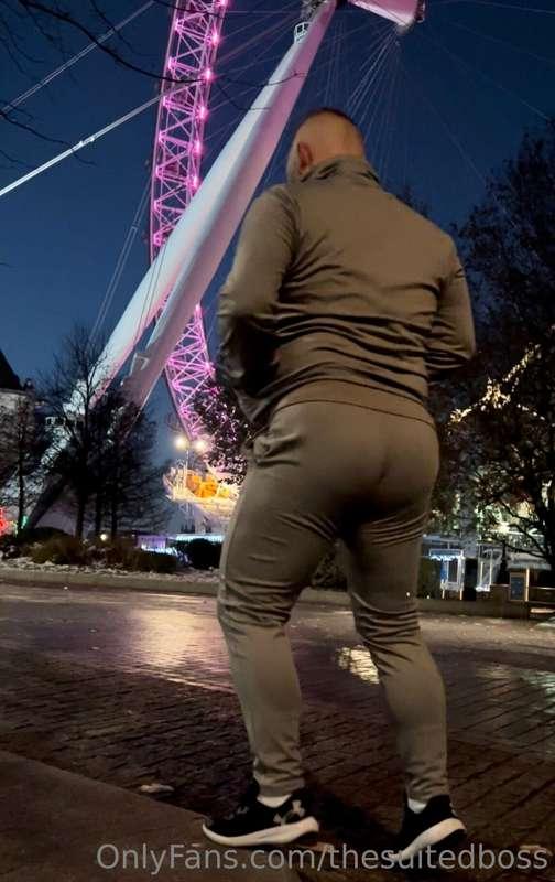 I’ll take you high on the London Eye 😘