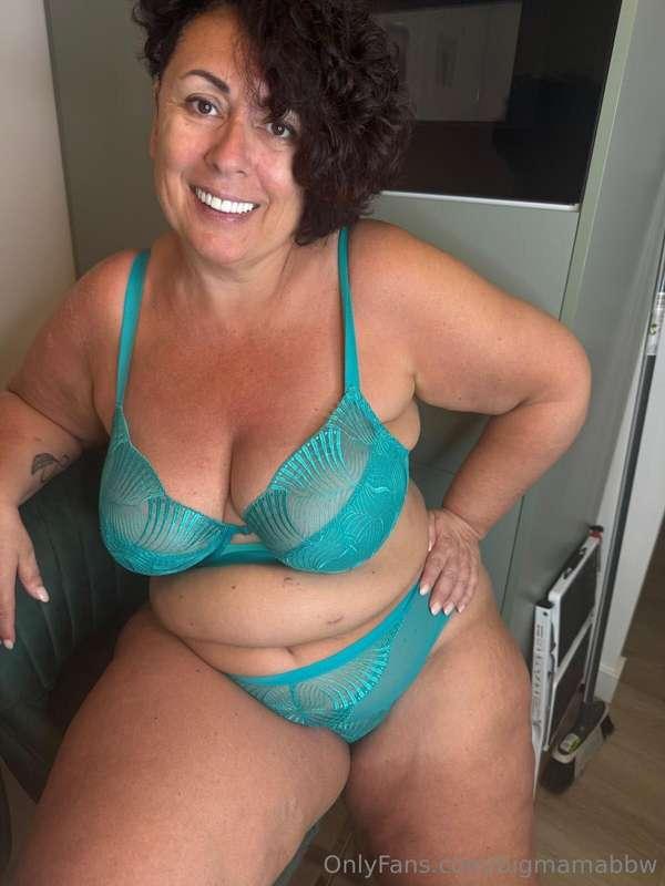 Hey baby - lets see your cock?? 😈