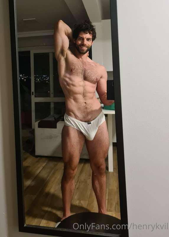 henrykvil image #1