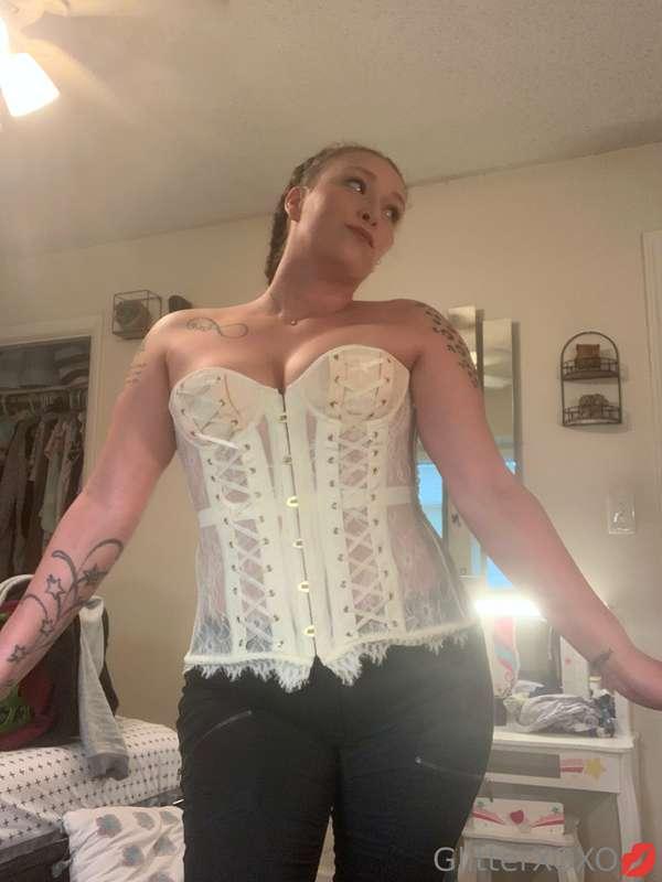 Even though I can’t breath in this, I still feel sexy. 🤣