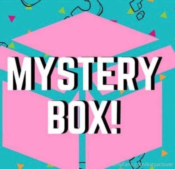 Wanna open my MYSTERY BOX?😈💦
 𝐈’𝐦 𝐟𝐞𝐞𝐥𝐢𝐧𝐠 𝐠𝐞𝐧𝐞𝐫𝐨𝐮𝐬 𝐭𝐨𝐧𝐢𝐠𝐡𝐭, ..