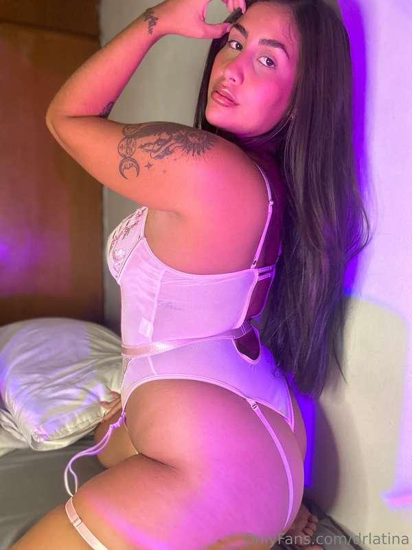 Think you can handle this peach🍑