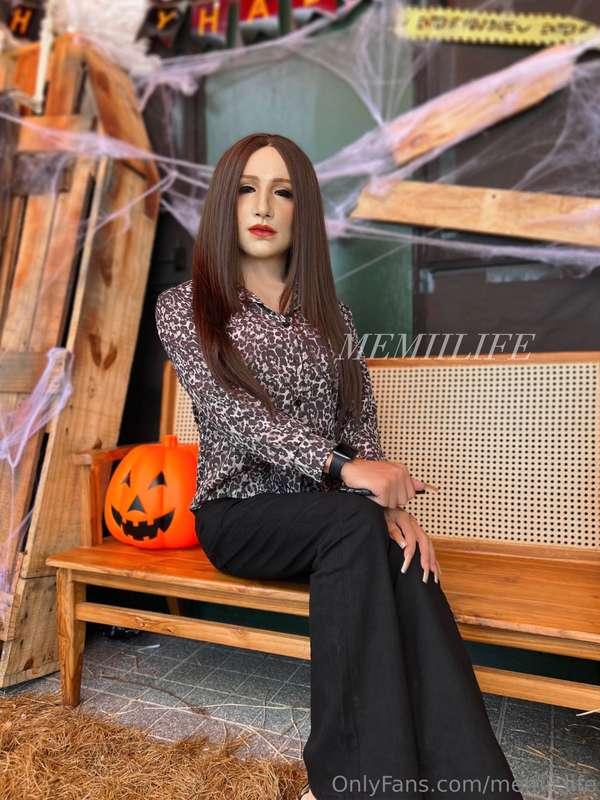 🎃🤍