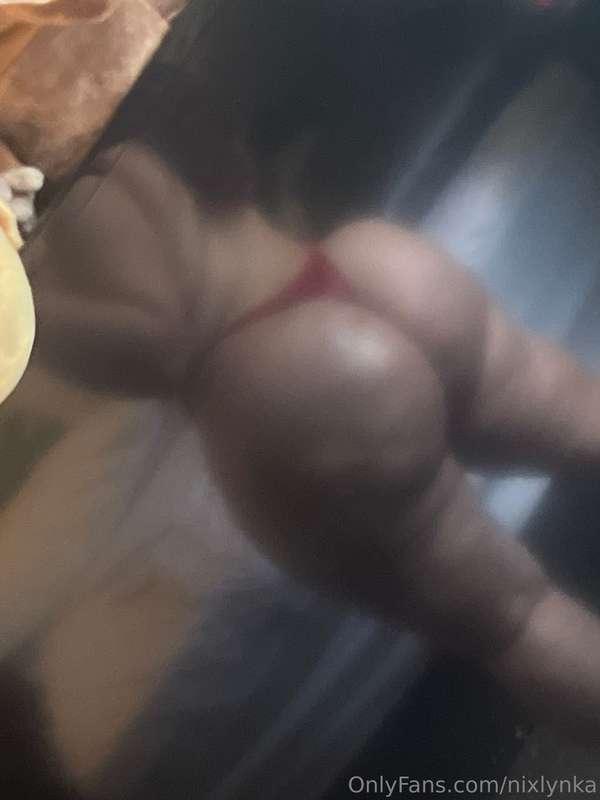 Papi wanna play??