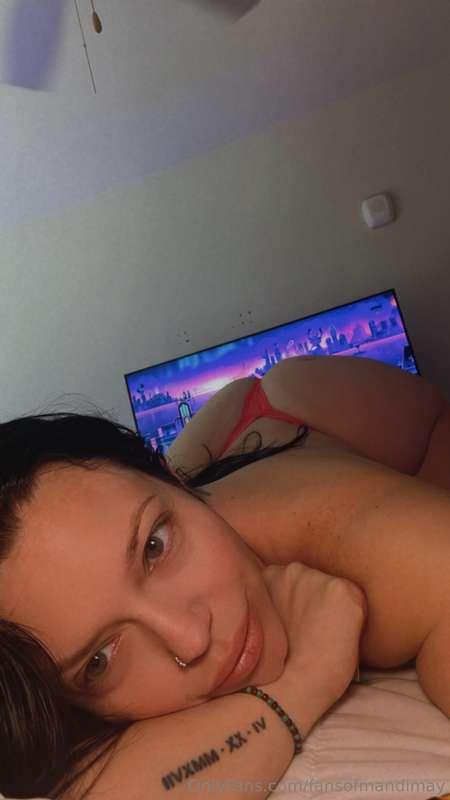 I'm craving your attention today 💕