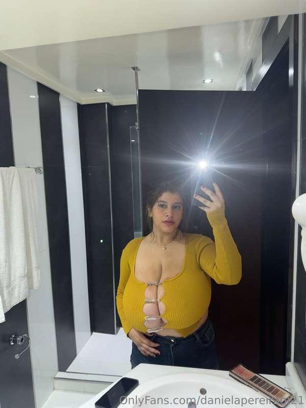 danielapereiraof21 image #1