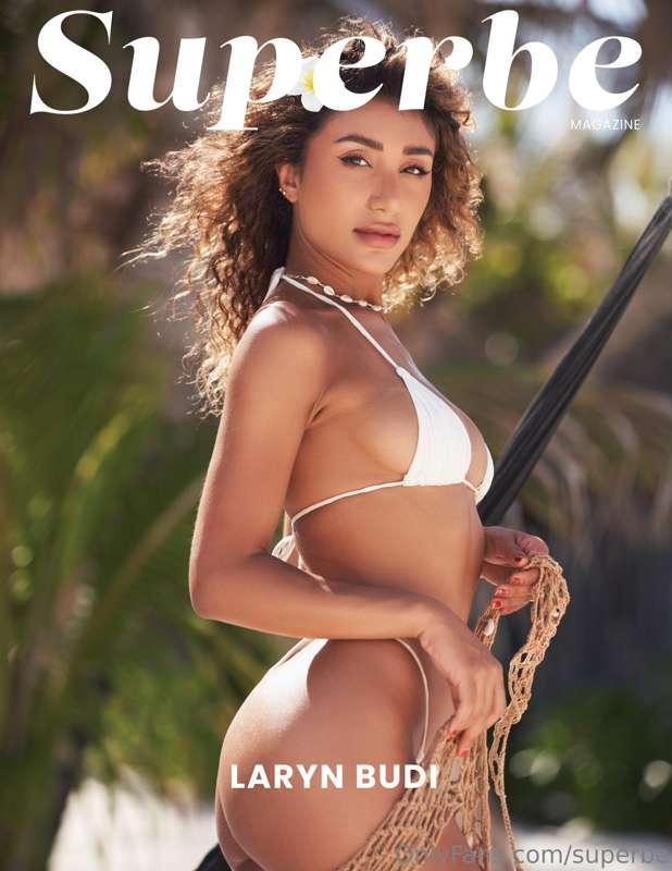 Guess who just lit up our website? The sensational Hottie La..